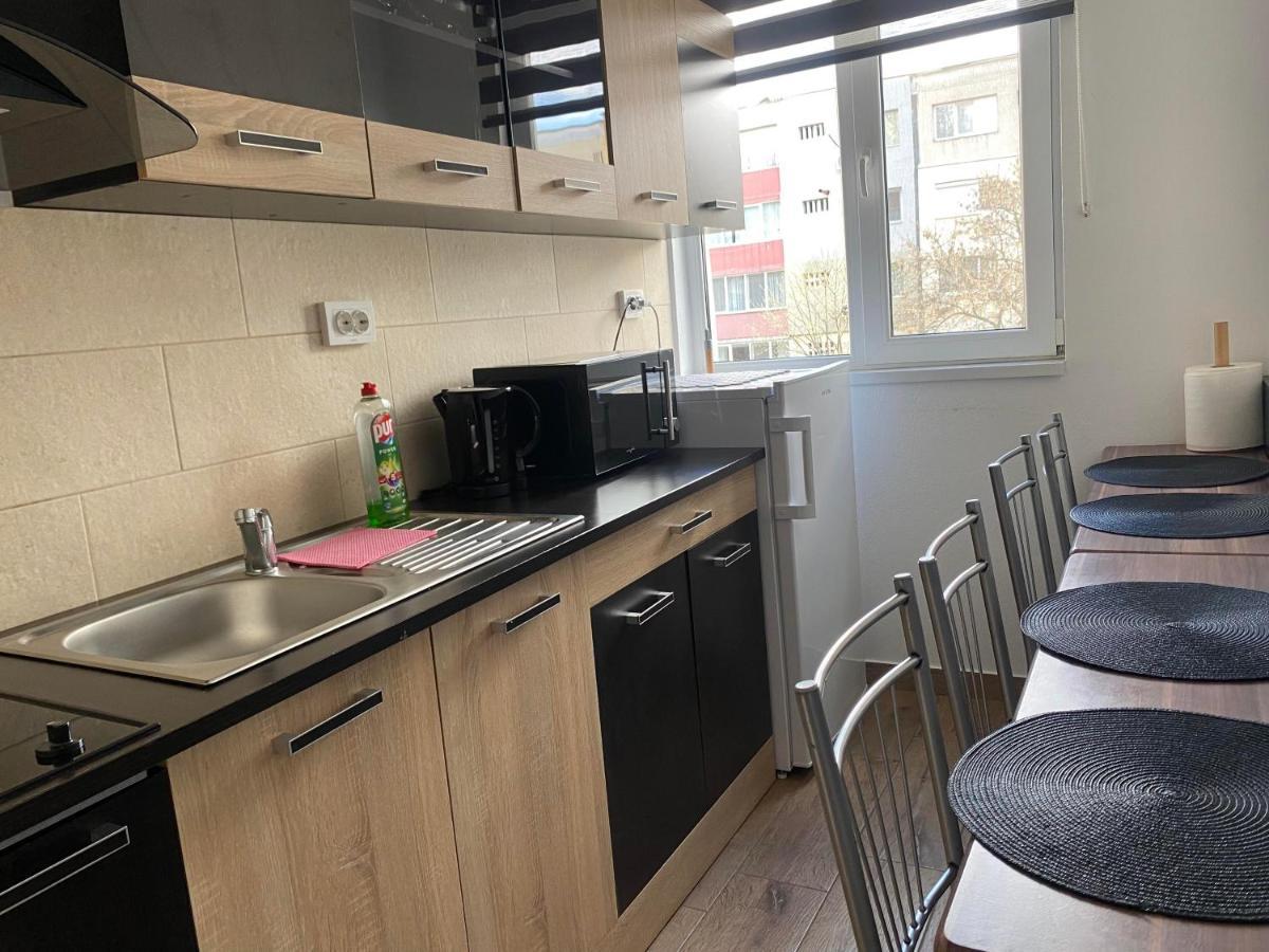 Apartament Cristian Apartment Orsova Exterior photo